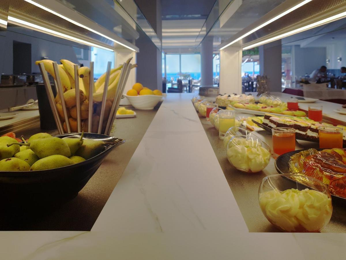 Tsamis Zante Suites (Adults Only) Psarou  Exterior foto A buffet at a hotel