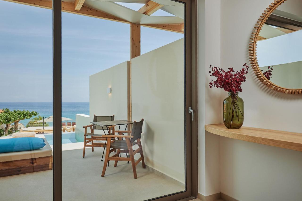 Tsamis Zante Suites (Adults Only) Psarou  Exterior foto A room at the hotel