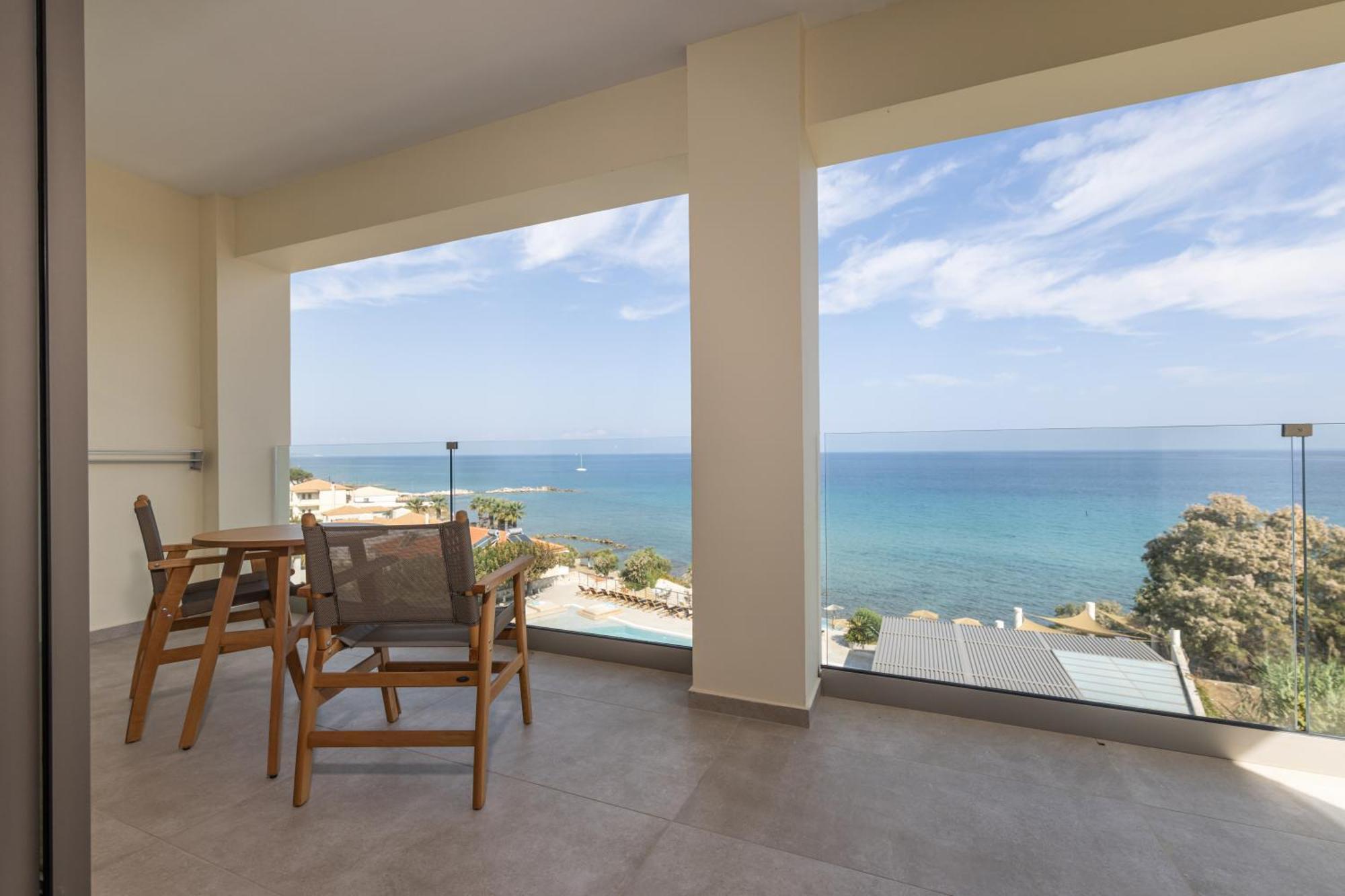 Tsamis Zante Suites (Adults Only) Psarou  Exterior foto A balcony