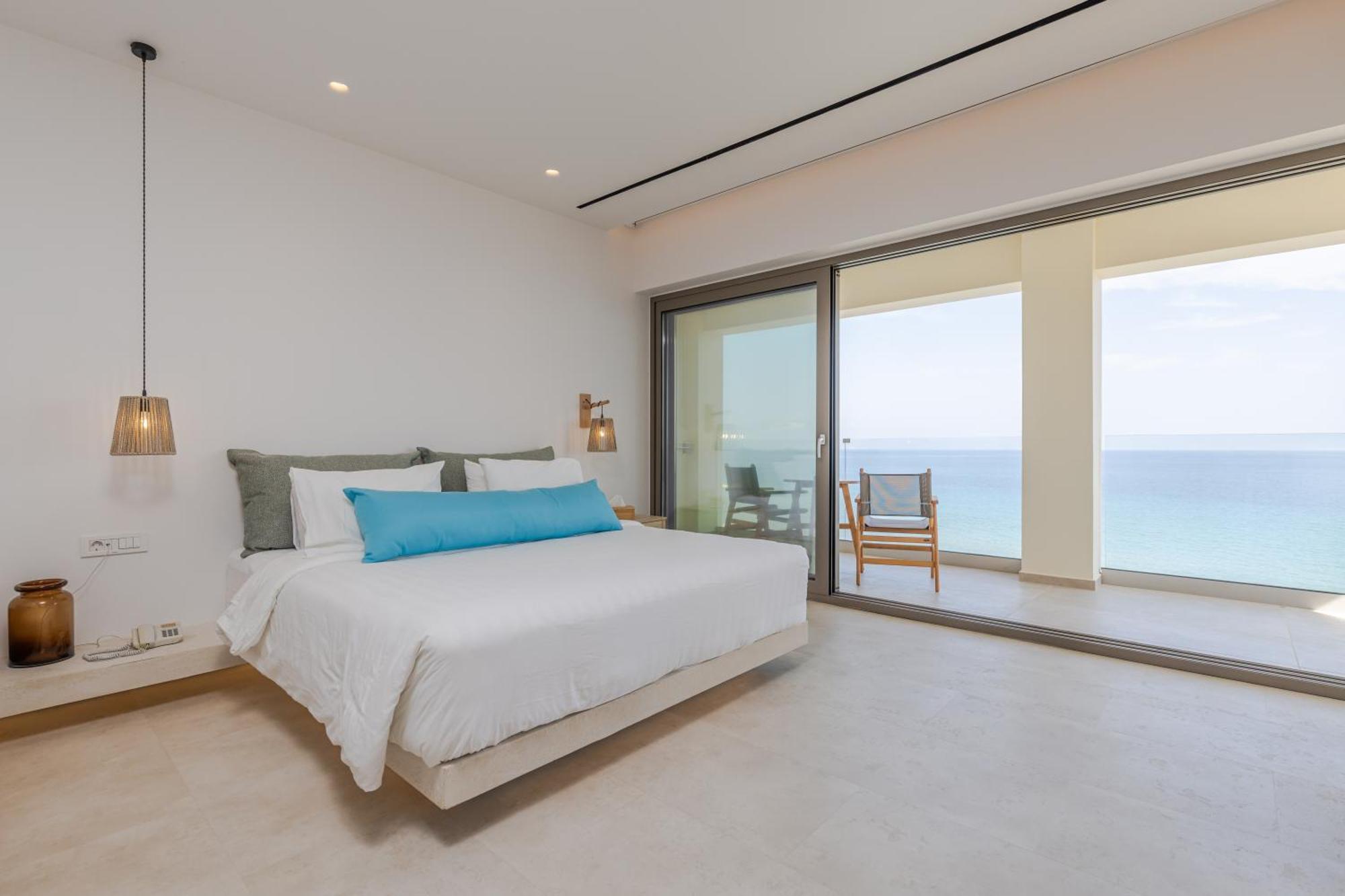 Tsamis Zante Suites (Adults Only) Psarou  Exterior foto A bedroom at the hotel