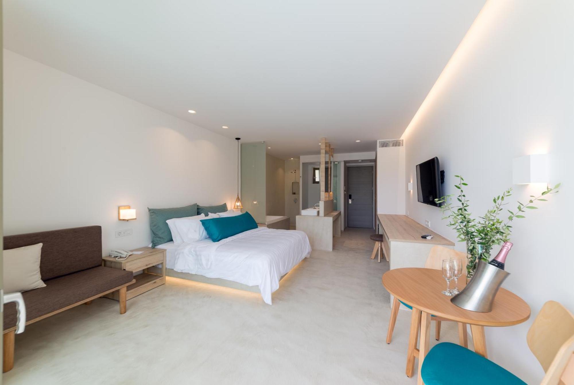 Tsamis Zante Suites (Adults Only) Psarou  Exterior foto Deluxe Room