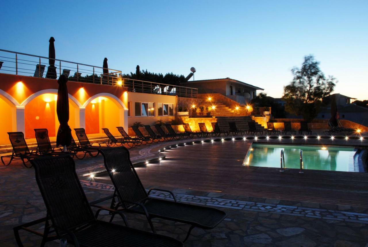 Tsamis Zante Suites (Adults Only) Psarou  Exterior foto The pool at the hotel